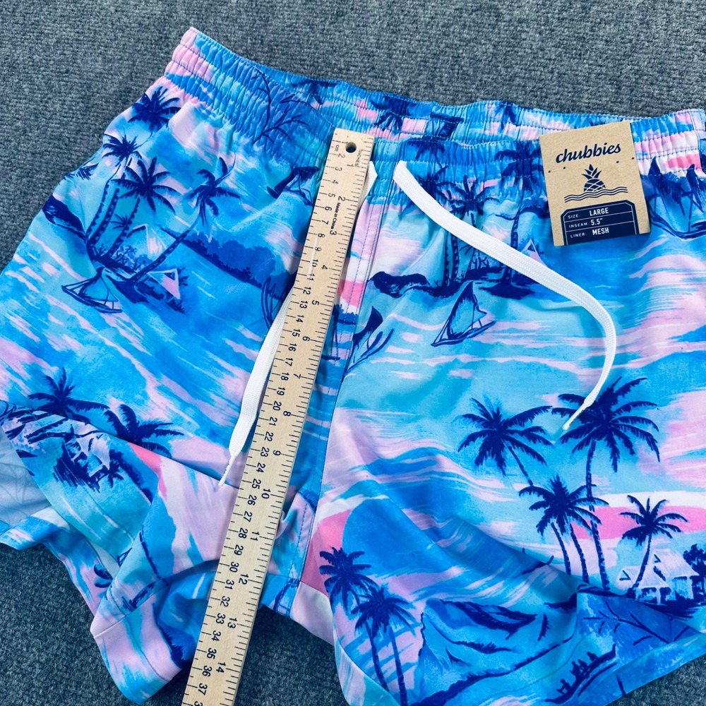 Chubbies Mens XL 5.5" Mesh Lined She's Got A Ticket To Tides Classic Swim Trunks - Picture 12 of 14